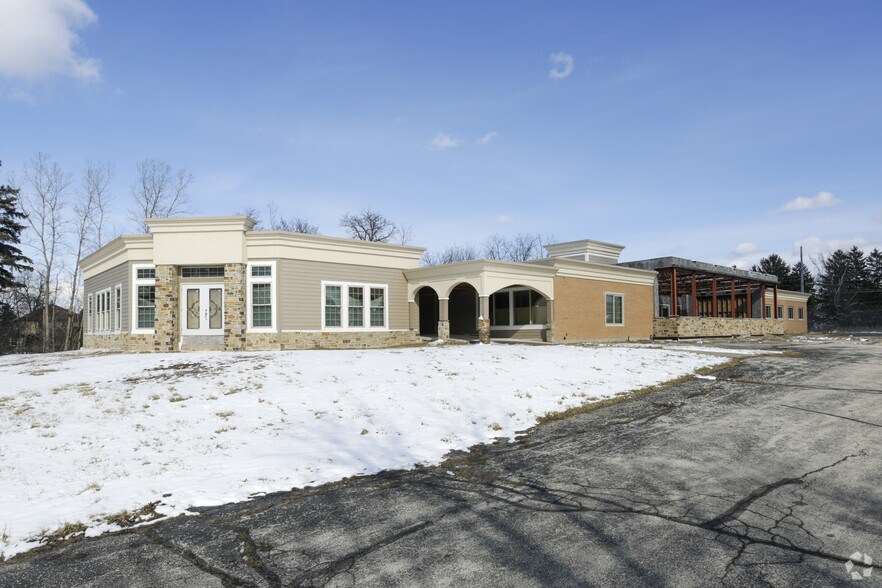 Primary Photo Of 8200-8218 N Teutonia Ave, Brown Deer Assisted Living For Sale