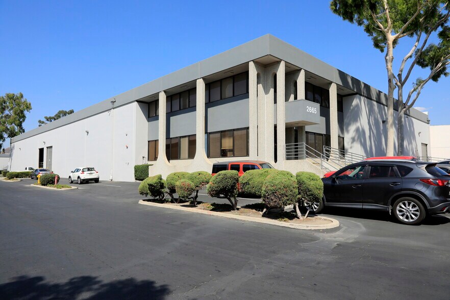 Primary Photo Of 2665 Pomona Blvd, Pomona Unknown For Lease