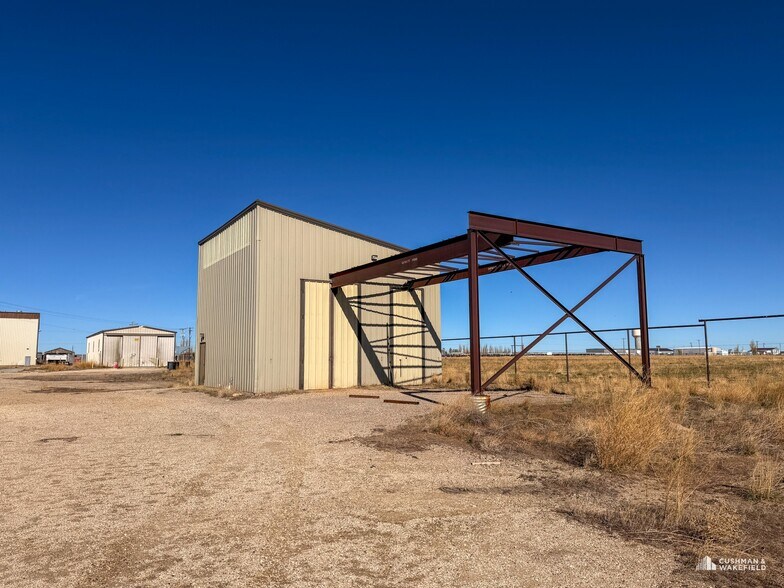 More Photos Of 7242 W Yellowstone Hwy, Casper Industrial For Sale