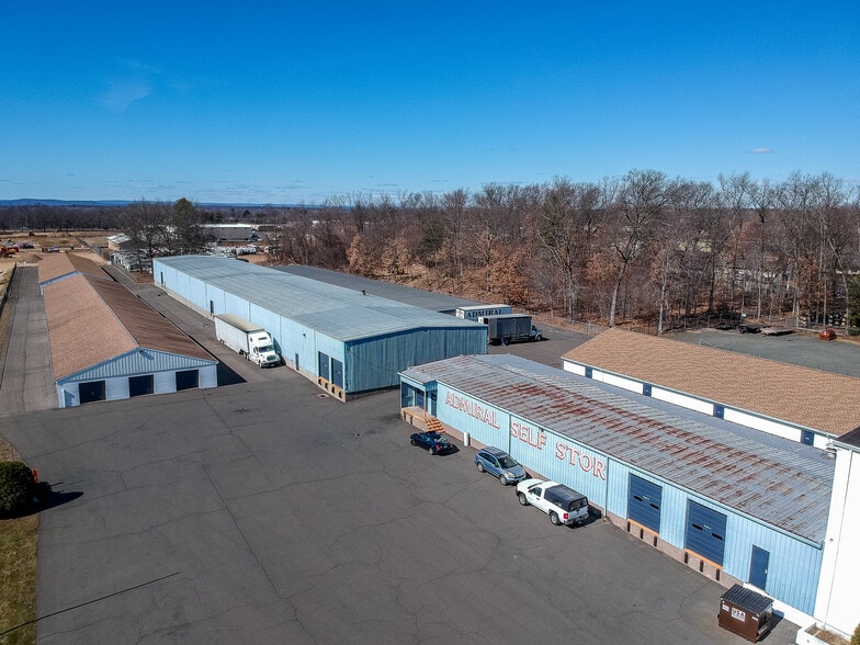More Photos Of 410-428 Ellington Rd, South Windsor Self Storage For Lease