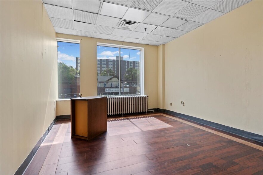 More Photos Of 541 Wyoming Ave, Scranton Office For Lease