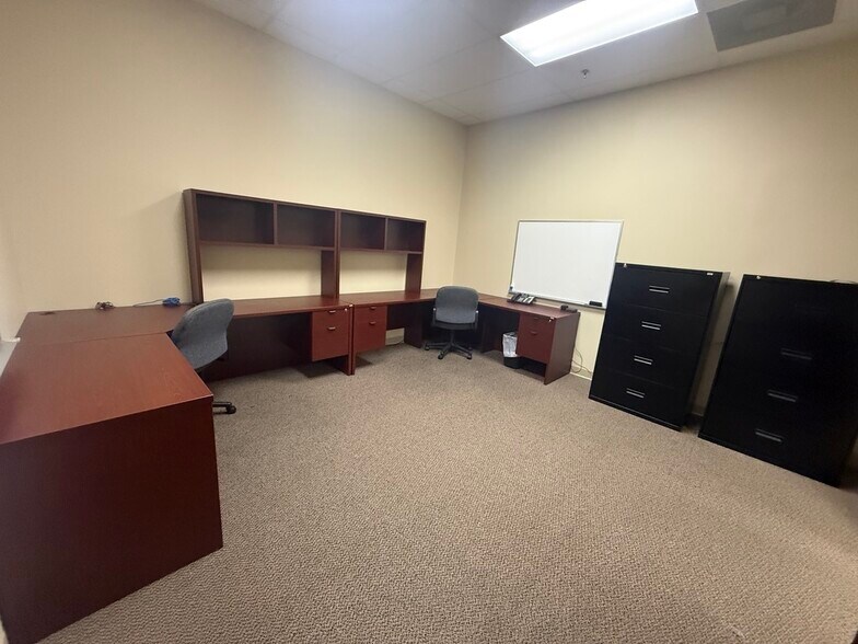 More Photos Of 8222 118th Ave, Largo Warehouse For Sale