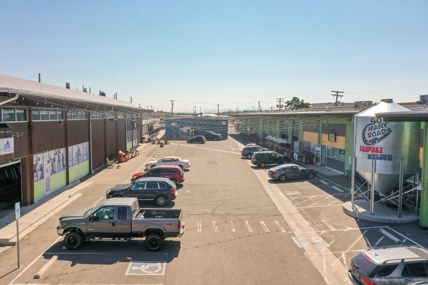 More Photos Of 900 W 1st Ave, Denver Storefront For Lease