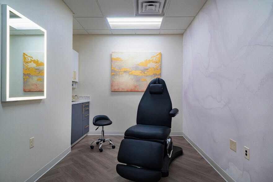 More Photos Of 620 W 32nd St, Joplin Medical For Sale