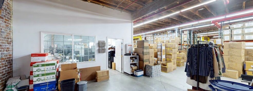 More Photos Of 170 E Jefferson Blvd, Los Angeles Warehouse For Sale