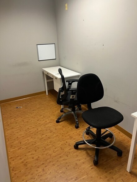 More Photos Of 1449 Old Waterbury Rd, Southbury Office For Sale