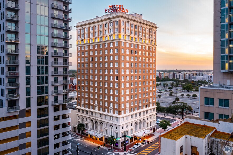 More Photos Of 905 N Florida Ave, Tampa Hotel For Lease
