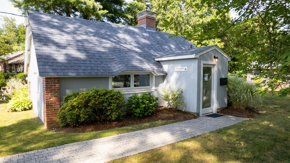 More Photos Of 13 Tremont St, Kingston Office For Sale