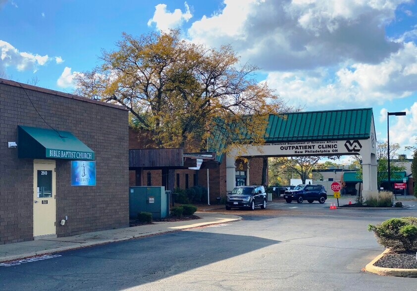 More Photos Of 1260 Monroe St NW, New Philadelphia Medical For Lease
