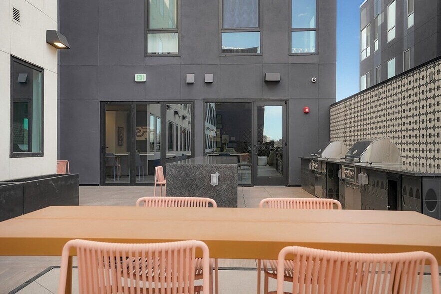 More Photos Of 1040 Santa Fe Dr, Denver Apartments For Lease