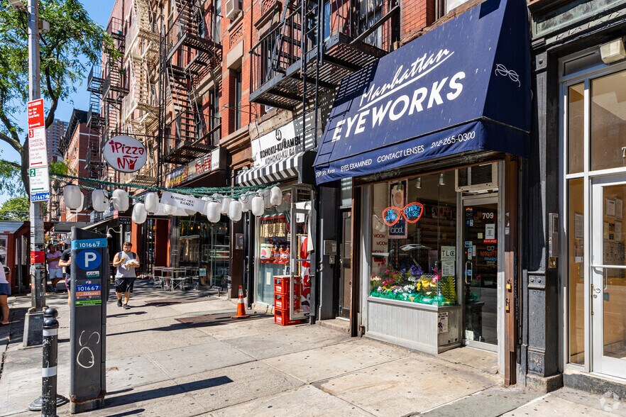 More Photos Of 709 Ninth Ave, New York Apartments For Lease