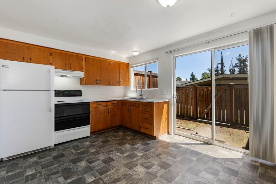 More Photos Of 6511 Armar Rd, Marysville Apartments For Sale