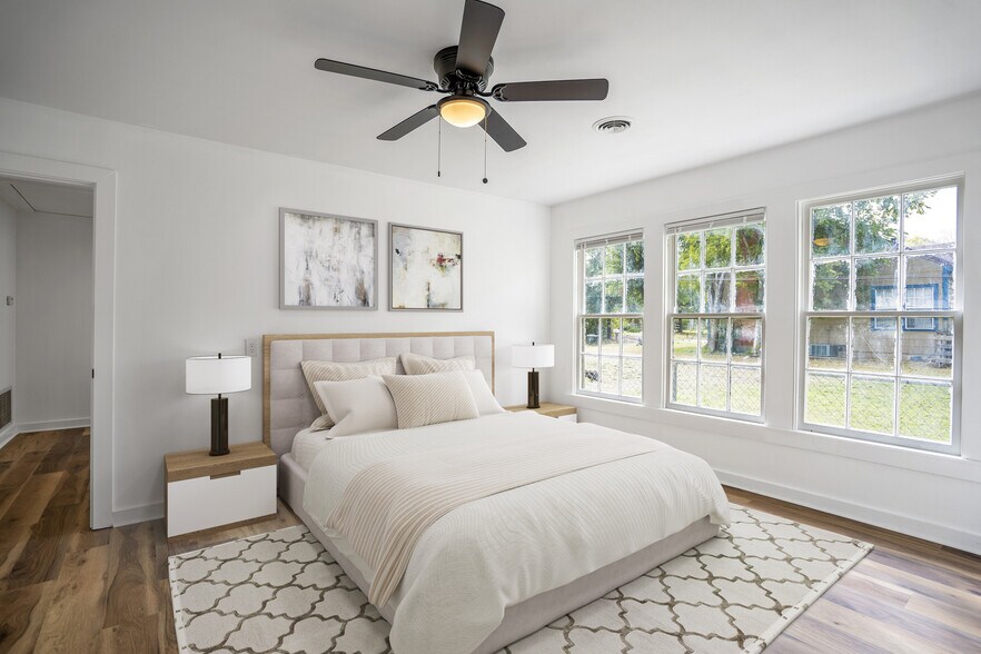 More Photos Of 907 E 27th St, Bryan Apartments For Sale