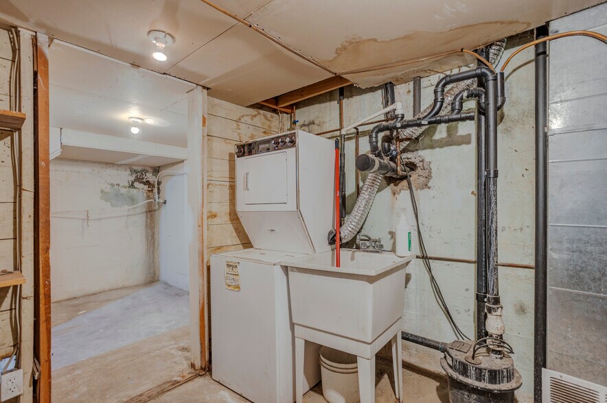 More Photos Of 5428 W Clearwater Ave, Kennewick Storefront Retail Office For Lease