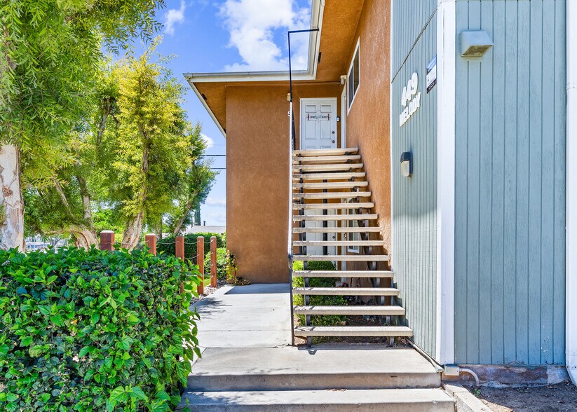 More Photos Of 449 Melody Ln, Placentia Apartments For Sale