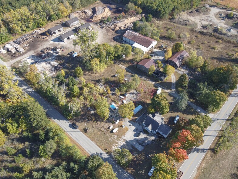 More Photos Of 5052 Reynolds Rd, Sturgeon Bay Flex For Sale