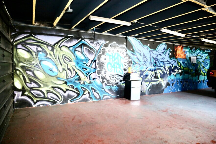 More Photos Of , Lancaster General Retail For Sale