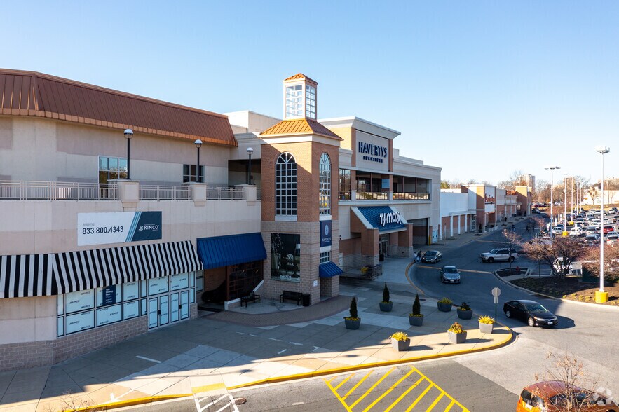 Primary Photo Of 1238 Putty Hill Ave, Towson General Retail For Lease