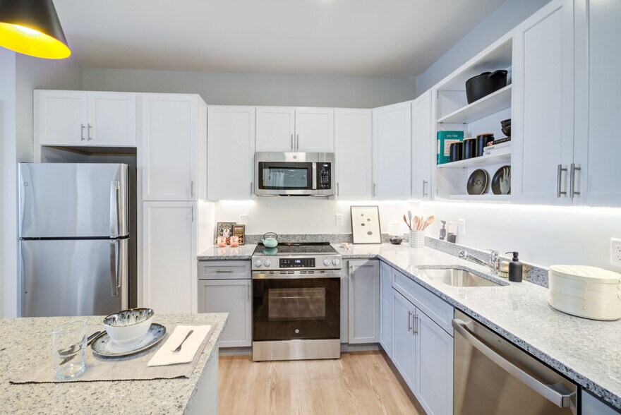 More Photos Of 222 Canal St, New Haven Apartments For Lease