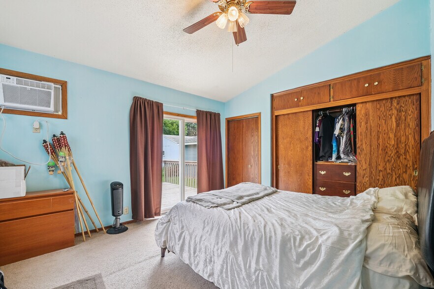 More Photos Of 1271 7th St W, Saint Paul Apartments For Sale