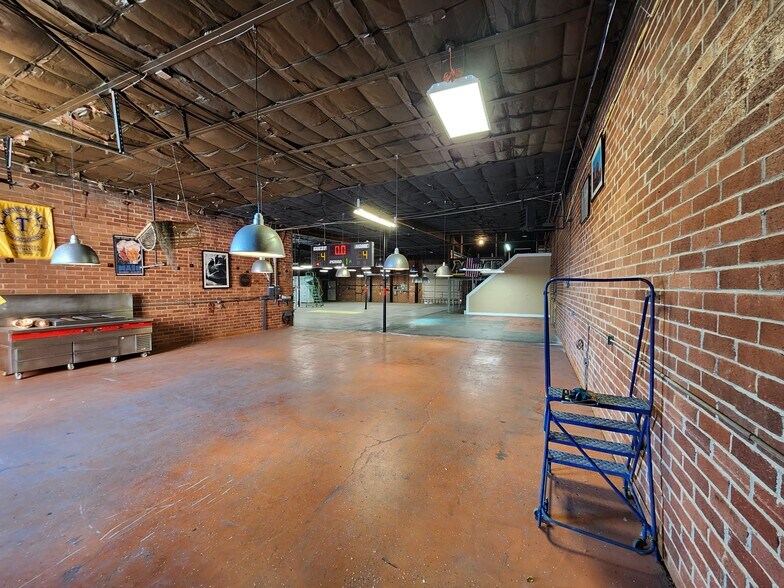 More Photos Of 517 Evans Ave, Reno Warehouse For Lease