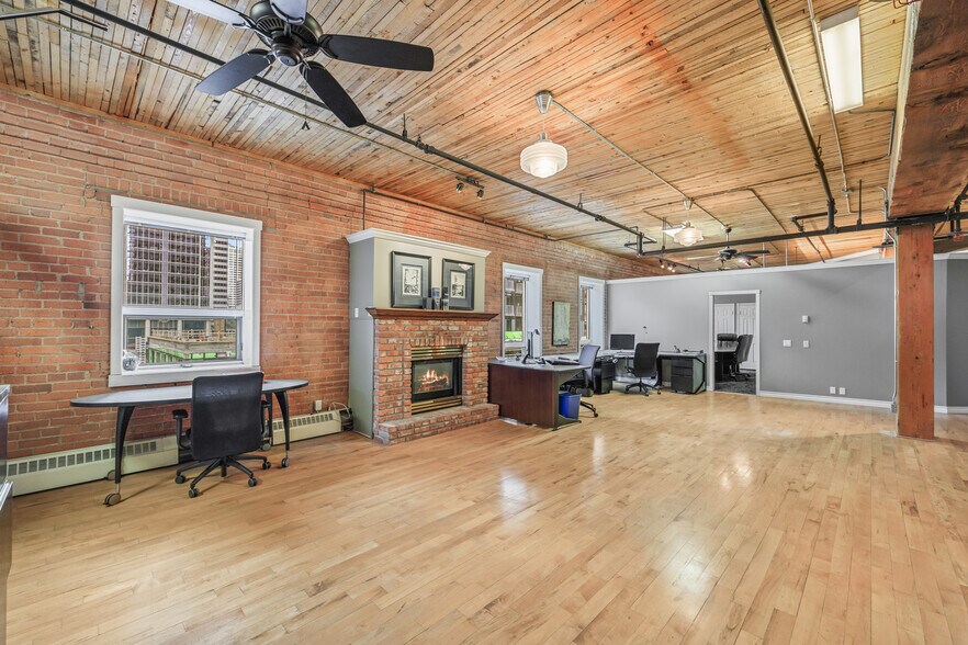 More Photos Of 535 10th Ave SW, Calgary Apartments For Sale