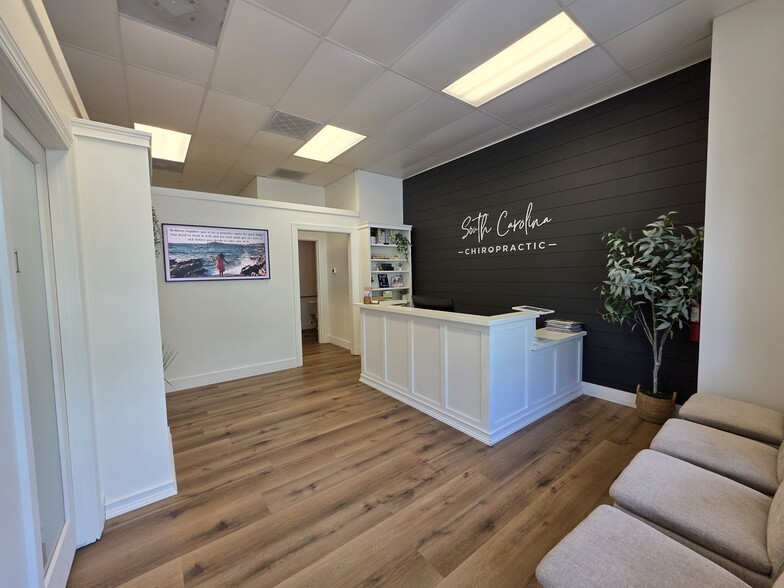 More Photos Of 61 Riverwalk Blvd, Ridgeland Storefront Retail Office For Lease