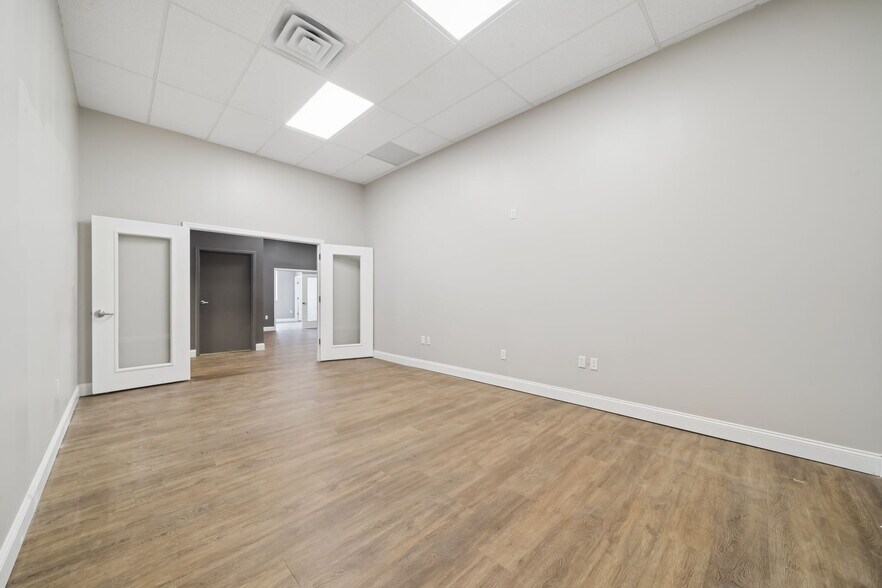 More Photos Of 4491 School Rd S, Export Freestanding For Sale