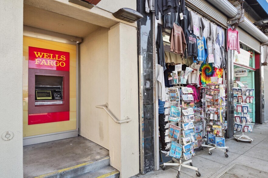 More Photos Of 757 Beach St, San Francisco Storefront Retail Office For Sale