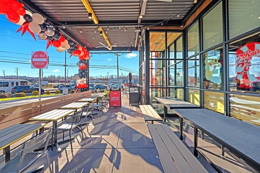 More Photos Of 336 Bald Hill Rd, Warwick Fast Food For Sale