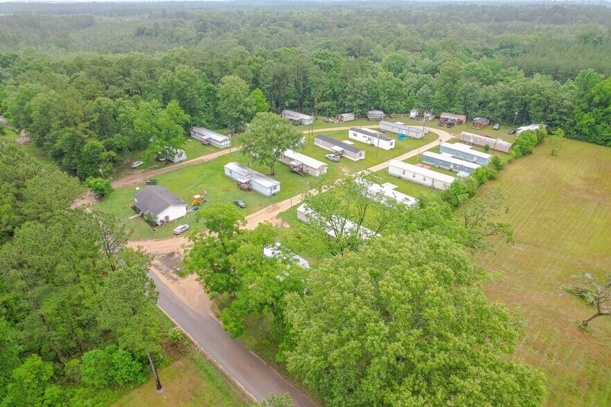 More Photos Of 350 Ira Turner Rd, Leakesville Trailer Camper Park For Sale