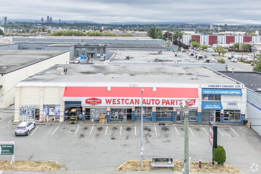 More Photos Of 11211 Bridgeport Rd, Richmond Service For Sale