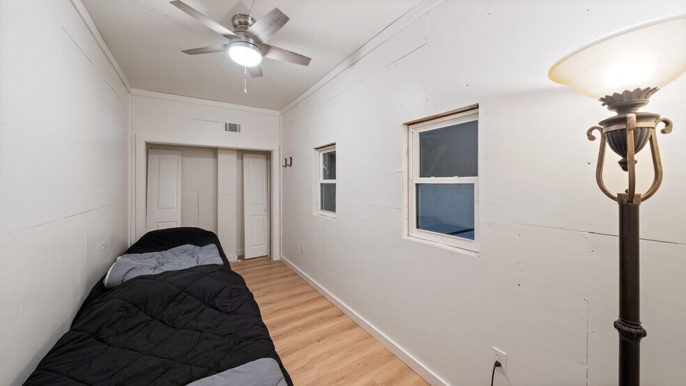 More Photos Of 1211 VZ County 4418 Rd, Canton Specialty For Sale