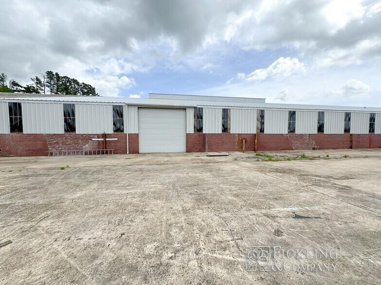 More Photos Of 1000 Barrows Ferry Rd Rd, Milledgeville Warehouse For Lease