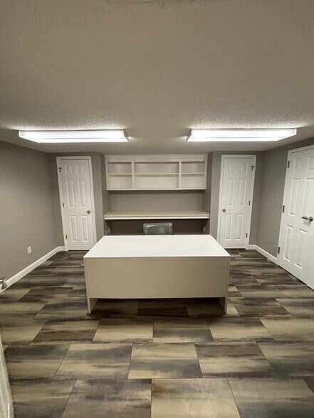 More Photos Of 810 Lydia Hwy, Hartsville Flex For Sale