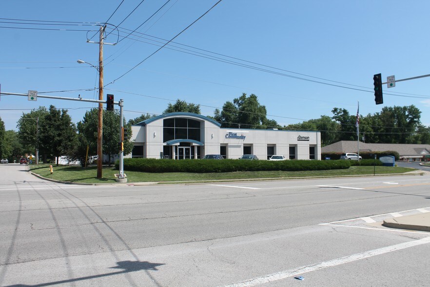 More Photos Of 801 Lincoln Hwy, Fairview Heights Office For Lease