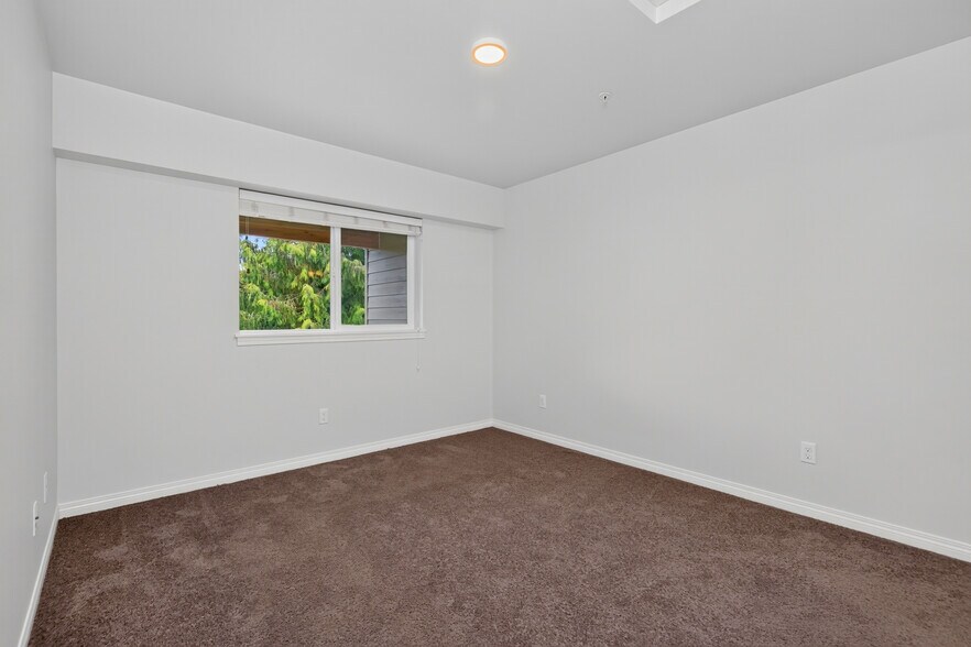 More Photos Of , Lynden Multifamily For Sale