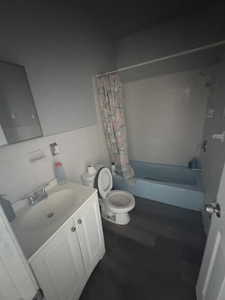 More Photos Of 1086 E Main St, Bridgeport Multifamily For Sale