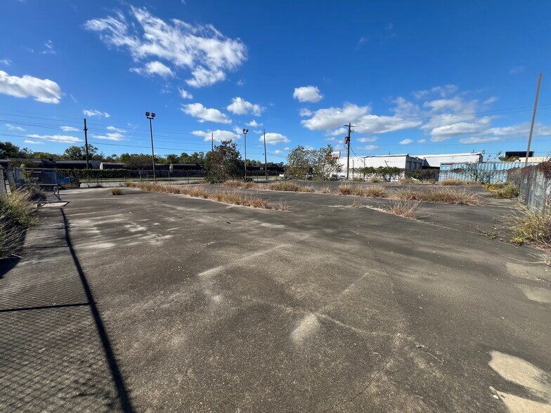 More Photos Of 7431 Saint Bernard Hwy, Arabi Land For Sale