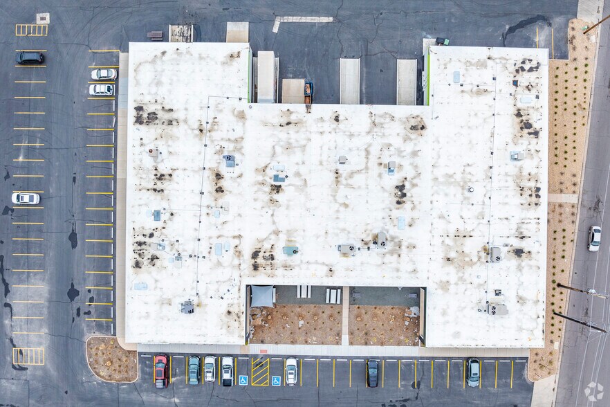 More Photos Of 3700 Havana St, Denver Unknown For Lease