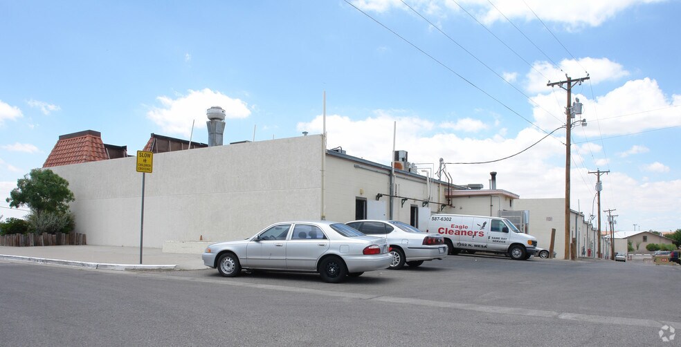More Photos Of 7200-7240 N Mesa St, El Paso General Retail For Lease