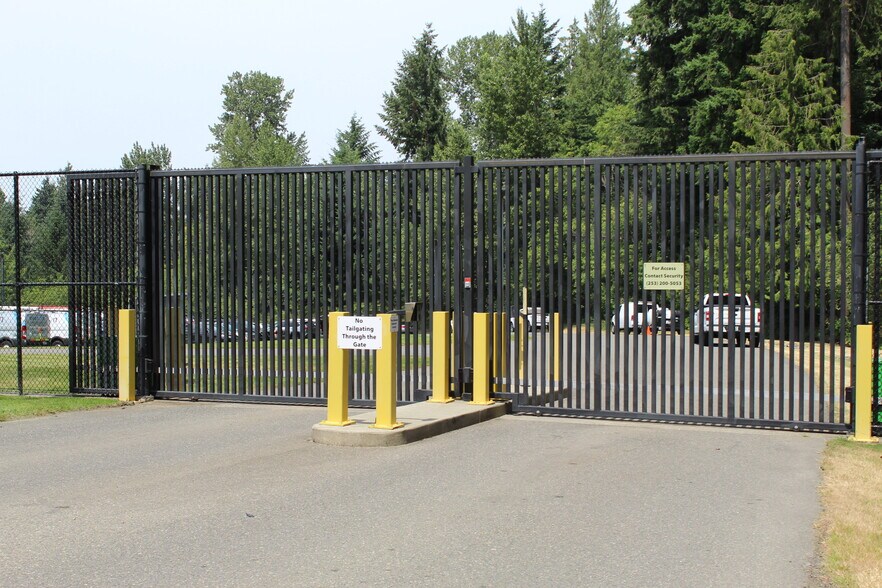 More Photos Of 1023 39th Ave SE, Puyallup Industrial For Sale