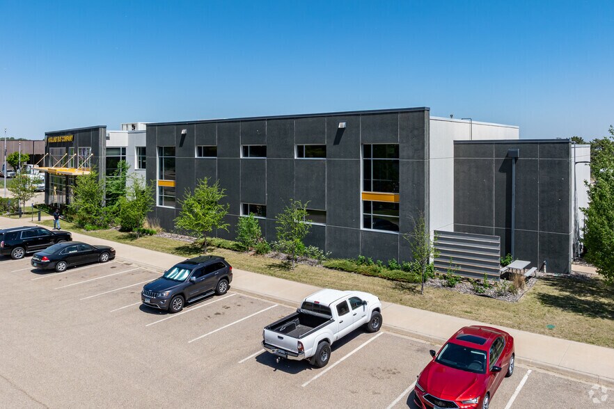 More Photos Of 9545 Penn Ave S, Bloomington Truck Terminal For Lease