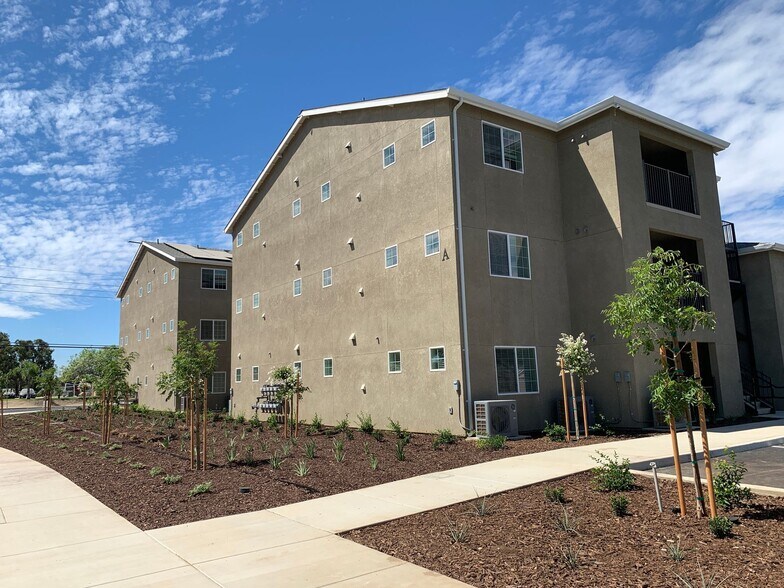 More Photos Of 2531 W Rumble Rd, Modesto Apartments For Sale