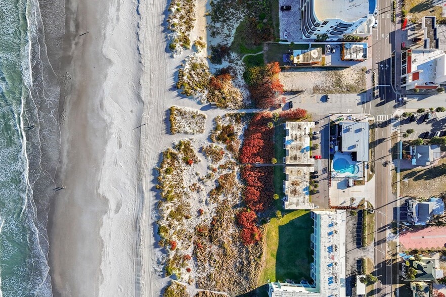 More Photos Of 101 N Atlantic Ave, Cocoa Beach General Retail For Sale