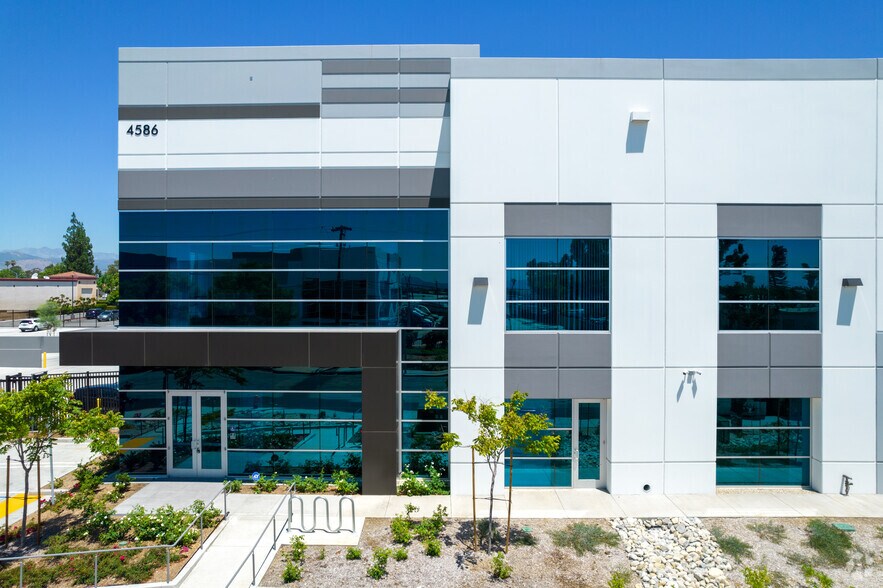 More Photos Of 4586 Brooks, Montclair Distribution For Lease