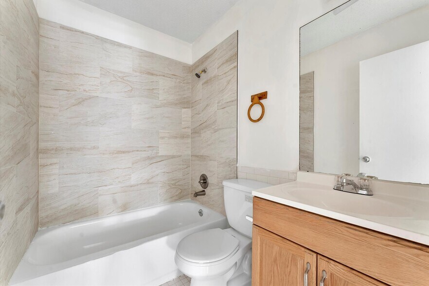 More Photos Of 1100 SW 4th Ave, Delray Beach Apartments For Sale