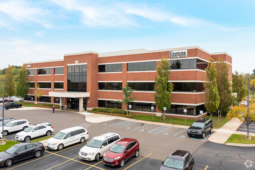 Primary Photo Of 46325 W 12 Mile Rd, Novi Medical For Lease