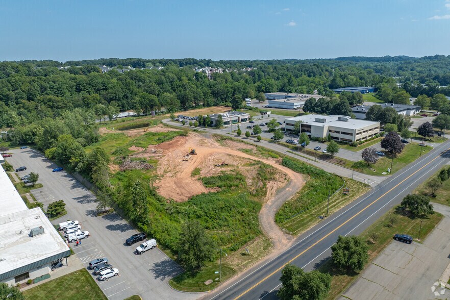 More Photos Of 100 Centerpoint, Middletown Land For Sale
