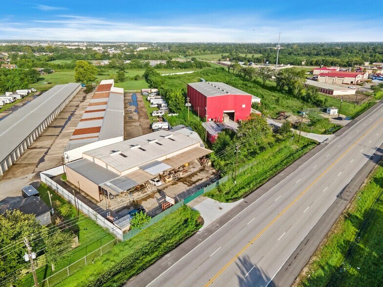 More Photos Of 8714 Galveston Rd, Houston Warehouse For Sale